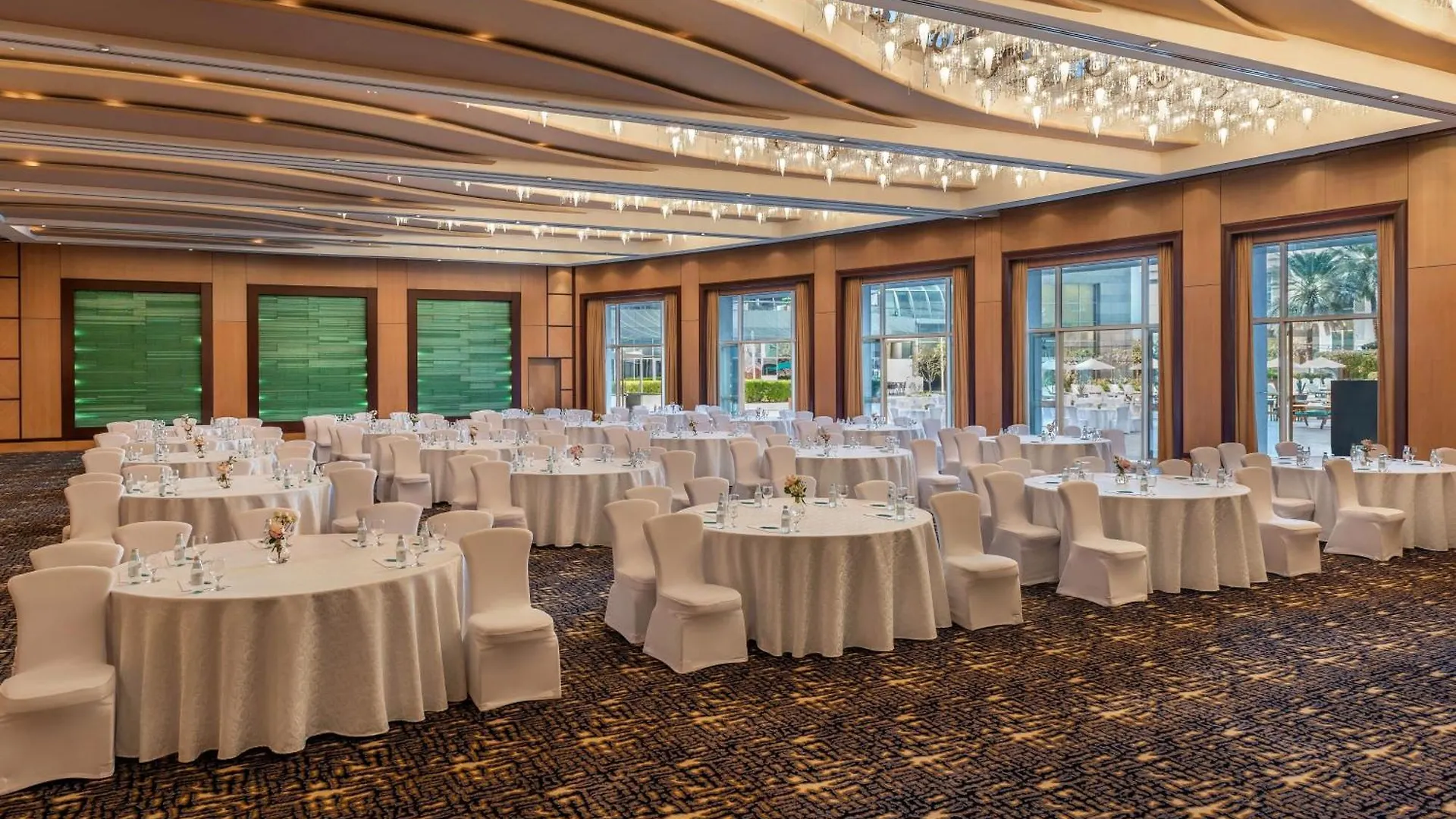 Le Royal Meridien Абу-Даби ОАЭ