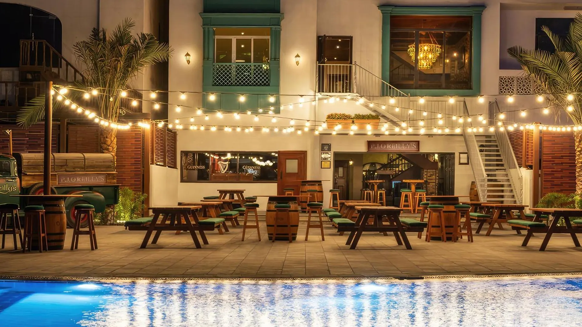 Отель Le Royal Meridien Абу-Даби