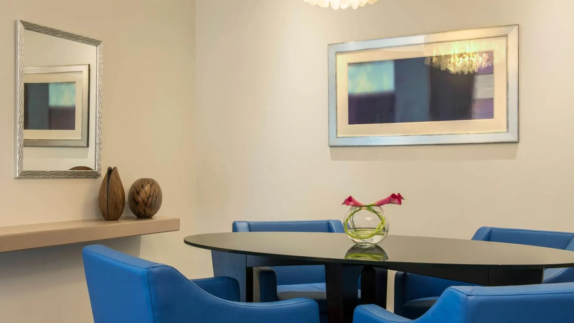 Le Royal Meridien Абу-Даби Отель