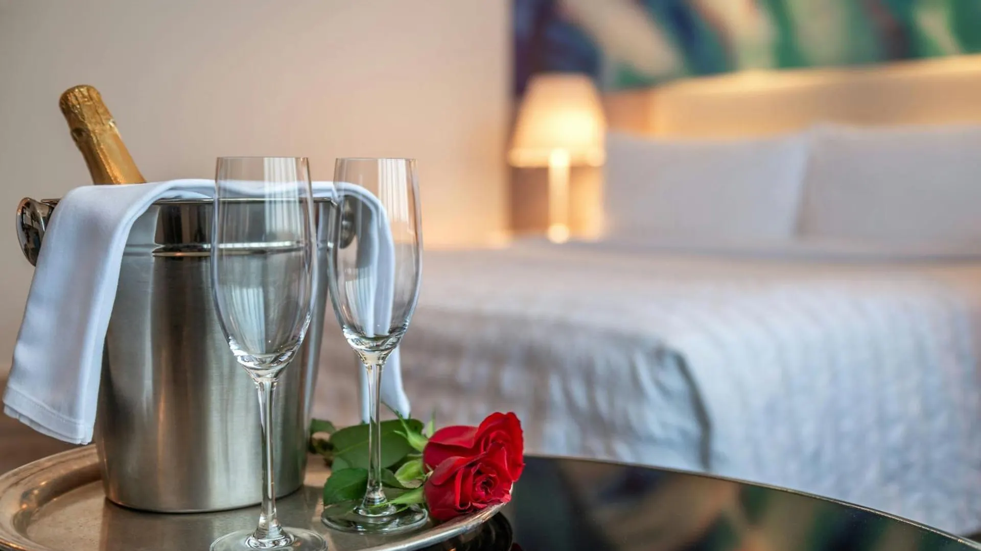 Le Royal Meridien Абу-Даби Отель